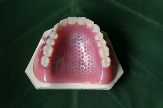Acrylique supérieur du dentier ISO13485 conventionnel partiel
