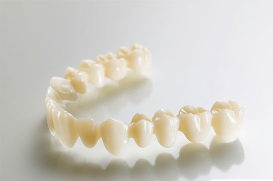 Couronne provisoire provisoire de PMMA