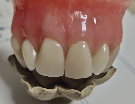Dentier partiel acrylique traité froid de plein dentier d'esthétique